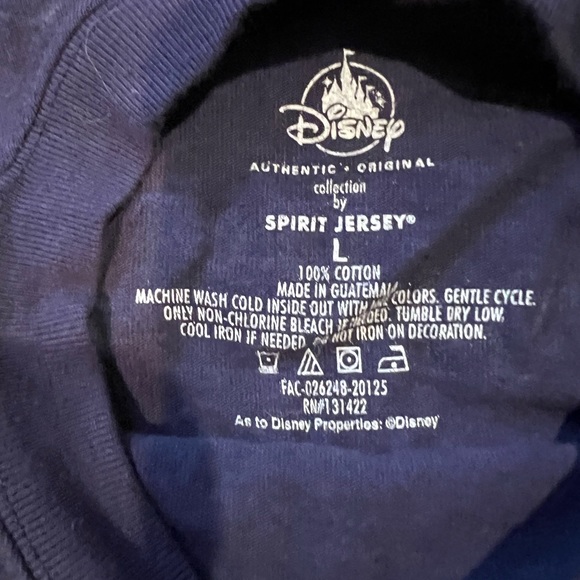 Disney world Halloween hocus pocus Sanderson sister with binx spirit jersey - Picture 3 of 6